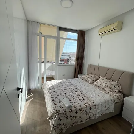 Apartment Albaaura